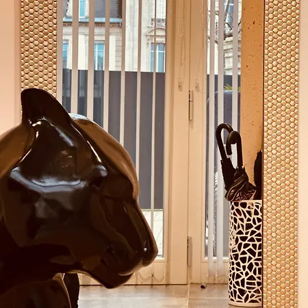 Lepois & 5 Etoiles Au Coeur De