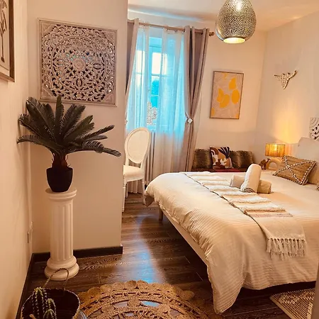 Lepois & 5 Etoiles Au Coeur De Nancy